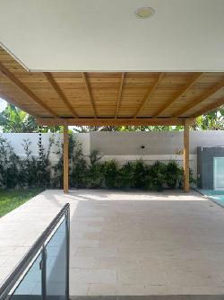 VENTA DE CASA 2 NIVELES CON PISCINA EN  PUÑAL SANTIAGO