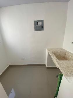 EN ALQUILER APARTAMENTO RESIDENCIAL AROMAS DEL PARQUE