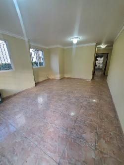  VENTA CASA JARDINES DEL ESTE,  PROX AL HOMS, SANTIAGO