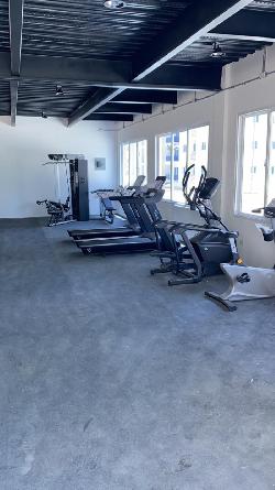 Venta de 1er nivel amueblado en Torre Real VI EL Retiro
