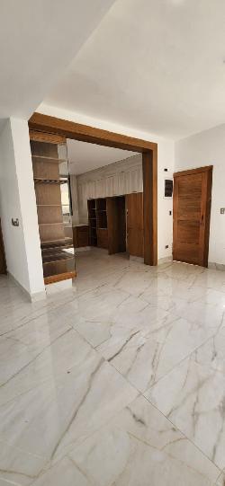EN VENTA CASA MODERNA EN LAS CARMELITAS, SANTIAGO
