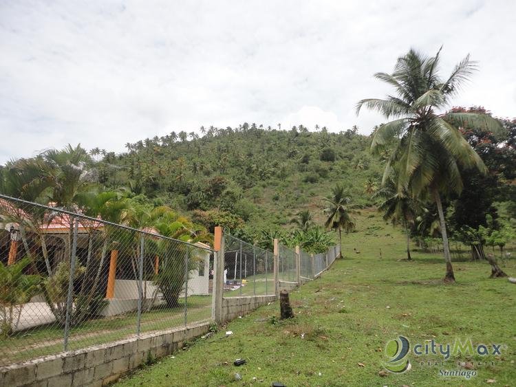 Espacioso terreno residencial en venta en Samaná
