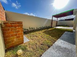 VENTA DE CASA CON PATIO EN LOS LLANOS DE GURABO 