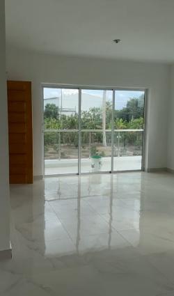 EN VENTA APARTAMENTO PENTHOUSE PROXIMO AEROPUERTO CIBAO