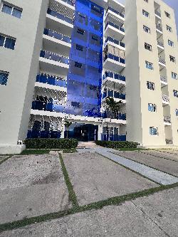 Venta de 1er nivel amueblado en Torre Real VI EL Retiro