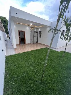 VENTA DE CASA EN PROYECTO CERRADO EN LLANOS DE GURABO 