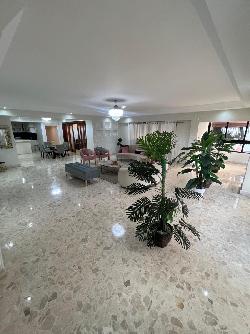 Apartamento en Venta de 3 habitaciones en Bella Vista