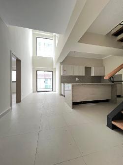 Apartamento Tipo Loft en venta  en Evaristo Morarles.