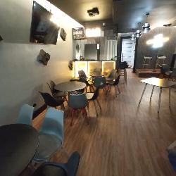 Punto Comercial en Venta, Bar Karaoke en Naco