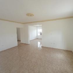 Apartamento en Alquiler en Residencial Regina S D Este