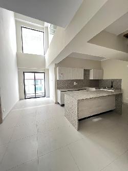 Apartamento Tipo Loft en venta  en Evaristo Morarles.