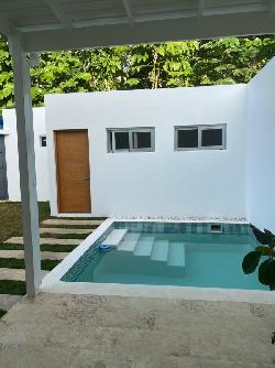 Villa en Venta en Playa Las Terrenas con Linea Blanca