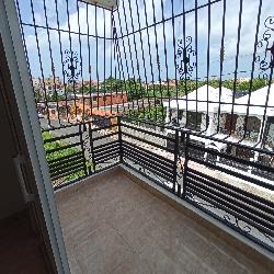 Apartamento en Alquiler en Residencial Regina S D Este