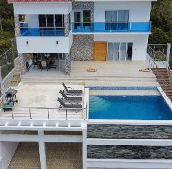 Villa en venta en Rio San Juan a 3 min de la playa