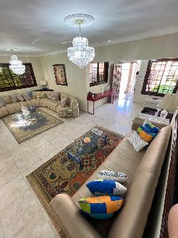 Casa Amueblada en Alquiler en Altos de Arroyo Hondo III