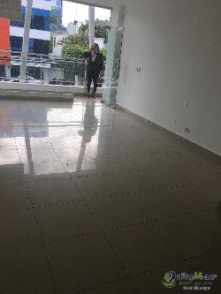 Local Comercial en Alquiler en el Julieta 2do nivel