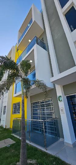 Apartamento en 1er Nivel en Navarrete Santiago