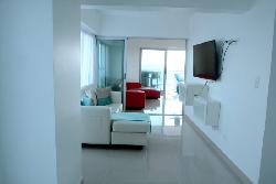 Apartamento con espectacular vista al mar el Malecon