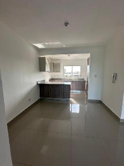 EN VENTA EN APARTAMENTO LAS PALMAS DE ALMA ROSA