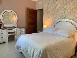 Apartamento Amueblado en Alquiler en Evaristo Morales