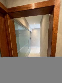 Renta Local Comercial Primer Nivel Miraflores.