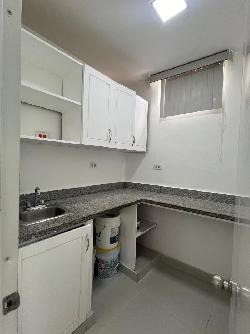 Alquiler de Local comercial 73 mts Arroyo Hondo viejo