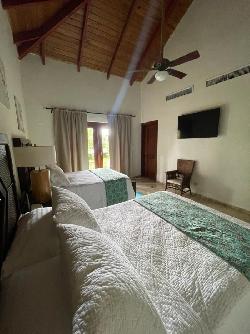  Venta Impresionante Villa en Juan Dolio casa de playa