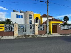 Espectacular Casa en Venta en Villa Gonzalez, Santiago 