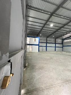 Se Alquila Nave Industrial, Villa Aura