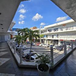 Local comercial en venta en Plaza metropolitana Naco