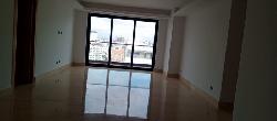 Apartamento en renta de 3 Habs. Piso Alto en Naco