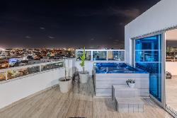 Venta de Pent-house  Amueblado en Urb. Renacimiento