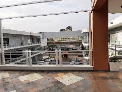 Local comercial en venta en Plaza metropolitana Naco