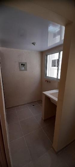 Renta de apartamento de 3 habitaciones en la Jacobo 