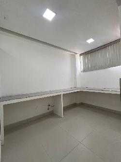 Alquiler de Local comercial 73 mts Arroyo Hondo viejo