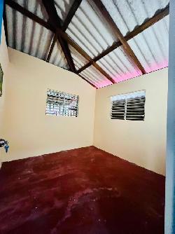 Venta de villa en Monte Plata estilo Campestre 4 hab.