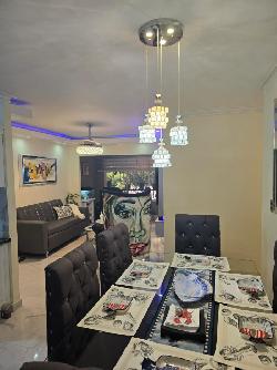 Hermoso apartamento en un 1er piso, en La Monumental