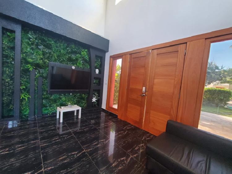 EN VENTA LUJOSA  VILLA EN SOSUA , PUERTO PLATA