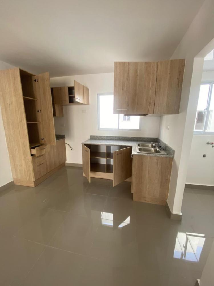 EN ALQUILER APARTAMENTO RESIDENCIAL AROMAS DEL PARQUE