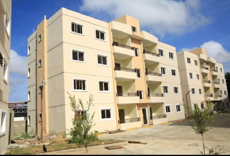 EN ALQUILER APARTAMENTO EN Ave. ESTRELLA SAHDALA 