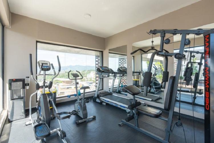 VENTA APARTAMENTO AMUEBLADO TORRE RIALTO  LA ESMERALDA 