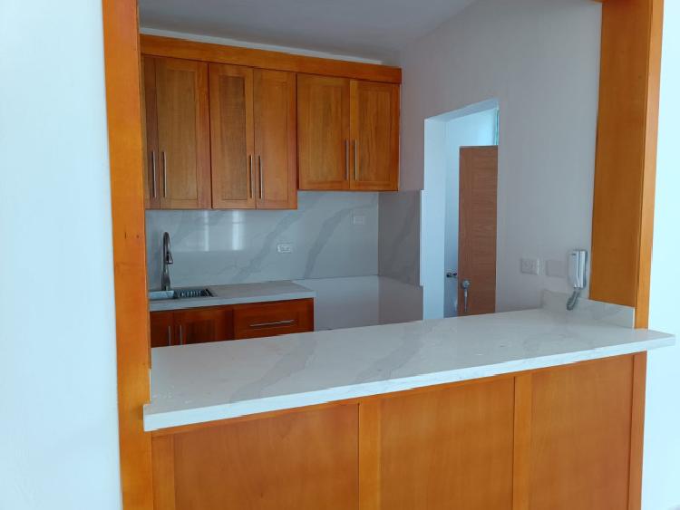 EN VENTA APARTAMENTO PENTHOUSE PROXIMO AEROPUERTO CIBAO