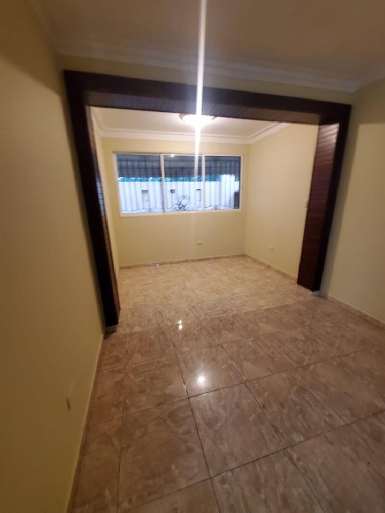  VENTA CASA JARDINES DEL ESTE,  PROX AL HOMS, SANTIAGO