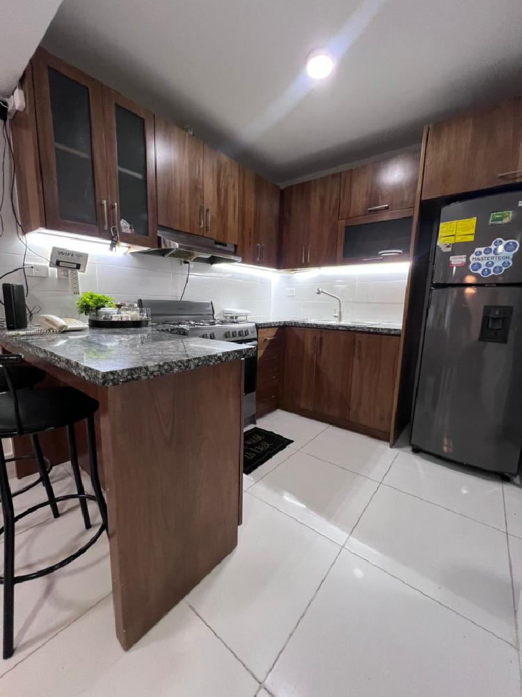 Venta de 1er nivel amueblado en Torre Real VI EL Retiro