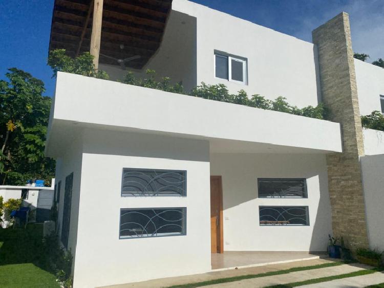 EN VENTA VILLA EN LA TERRENAS ,SAMANA