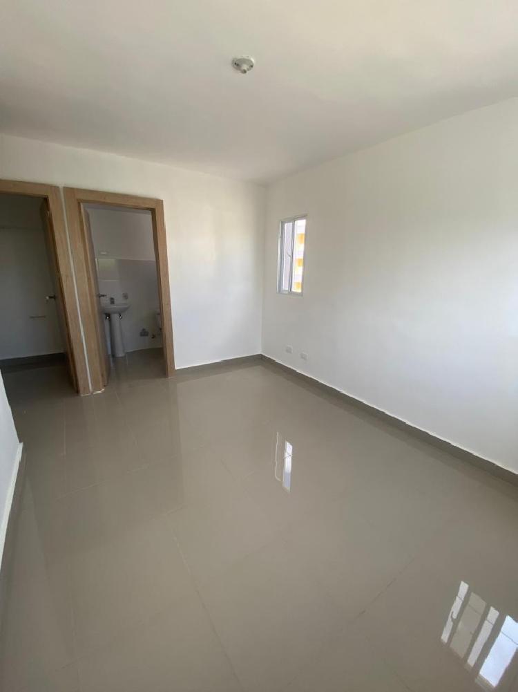 EN ALQUILER APARTAMENTO RESIDENCIAL AROMAS DEL PARQUE