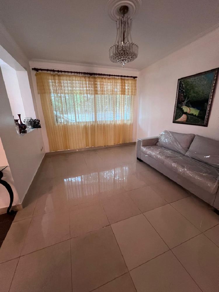 Venta de primer nivel con patio en La Esmeralda