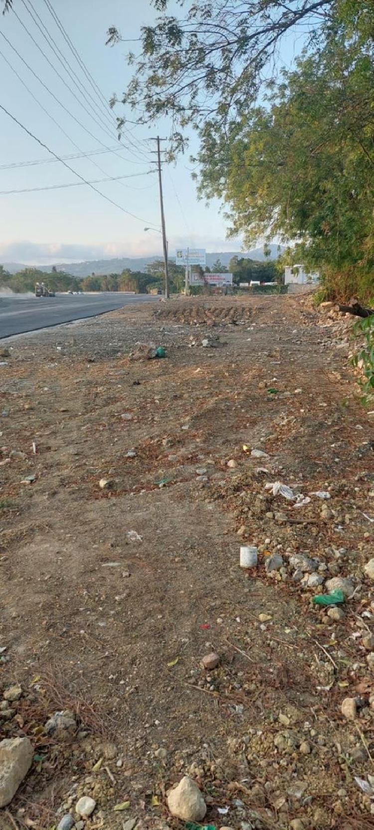 TERRENO EN VENTA EN LA CIRCUNVALACION NORTE, TAMBORIL 