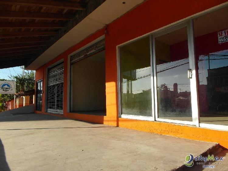 Edificio Comercial en Venta en Villa La Mata, Cotui.