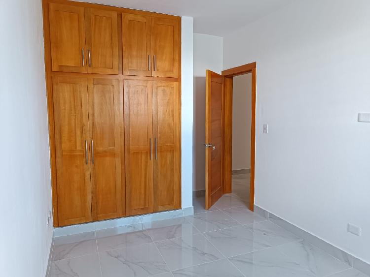 EN VENTA APARTAMENTO PENTHOUSE PROXIMO AEROPUERTO CIBAO